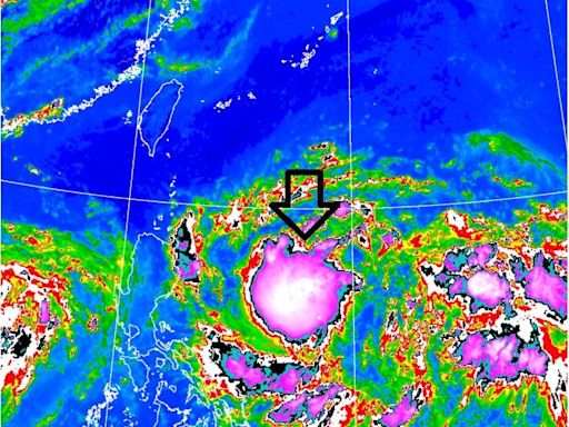 鄭明典貼一圖揭「準颱風」近中心對流爆發：增強的徵兆！