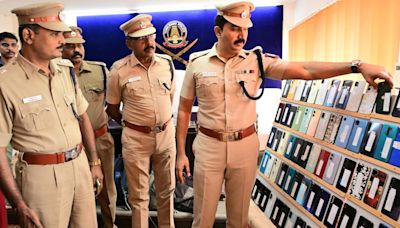 195 recovered mobile phones returned to owners