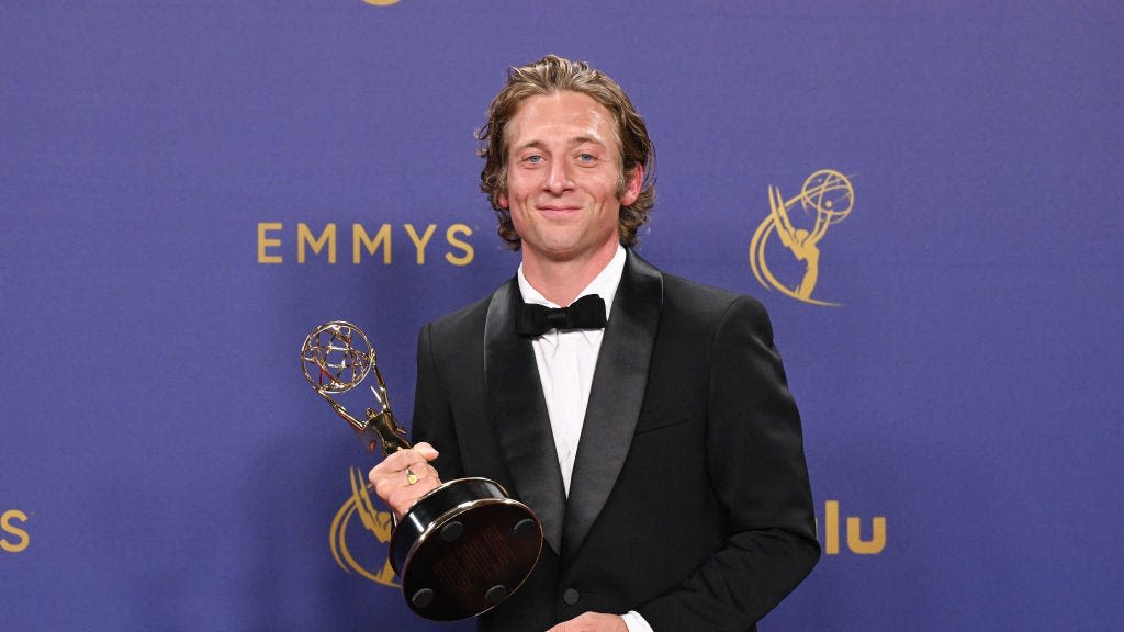 Jeremy Allen White Looked Cool While Winning Another Emmy