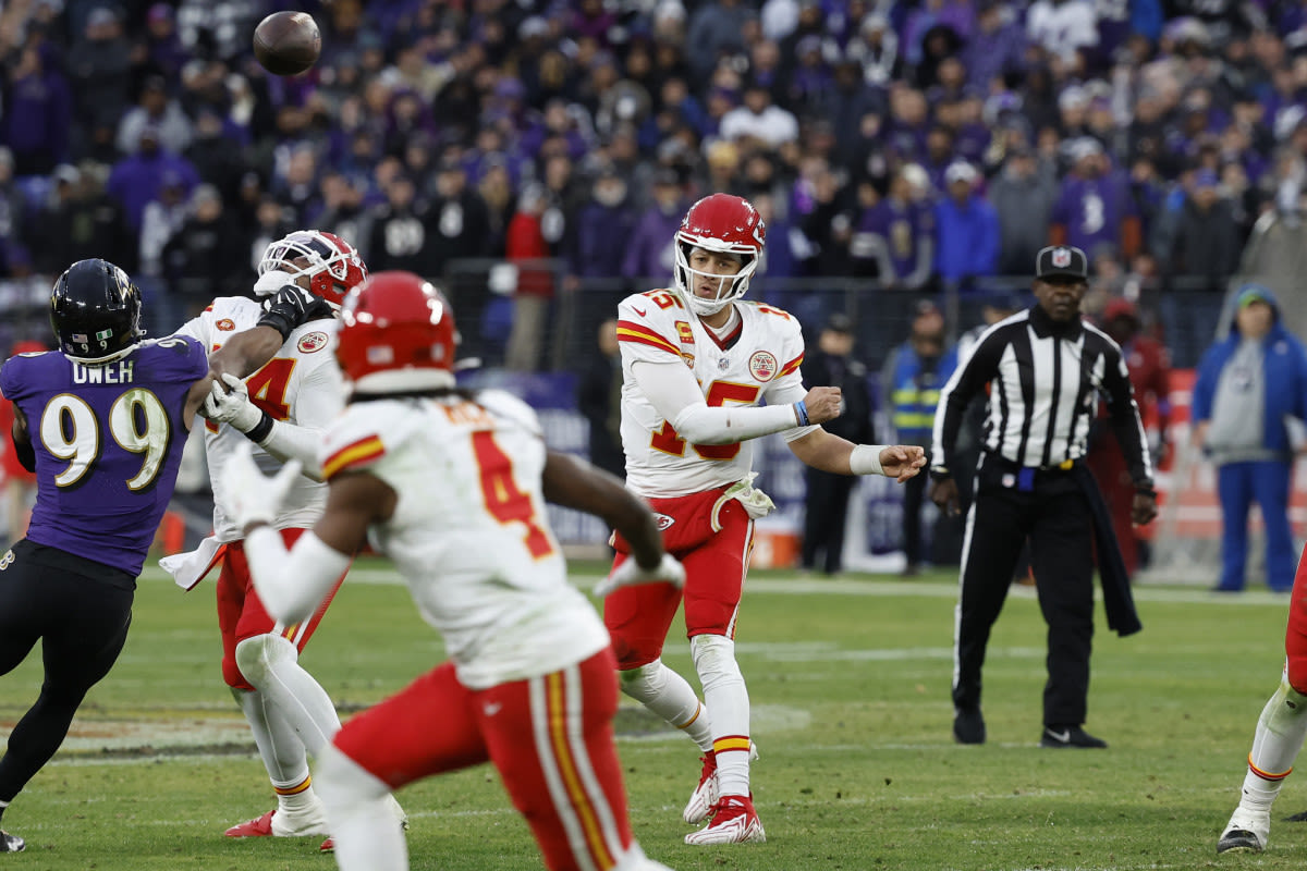 Is Mahomes Helping Rashee 'Learn From Big Mistake'?