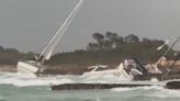 La imagen de la alerta roja por la DANA en Baleares: yates contra las rocas en Formentera y nueve personas rescatadas