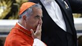 El Vaticano condena al cardenal Becciu y otras 8 personas por un escándalo financiero