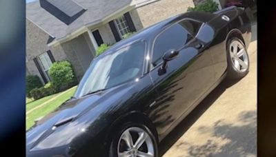 Well-known Memphis makeup artist pleads for help after car stolen in broad daylight