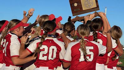 Wamego softball wins its second consecutive 4A state title