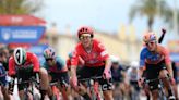 Alison Jackson sprints to Vuelta Femenina stage two victory in crash-marred finalé