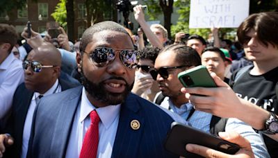 Rep. Byron Donalds called 'race traitor' at George Washington University protest