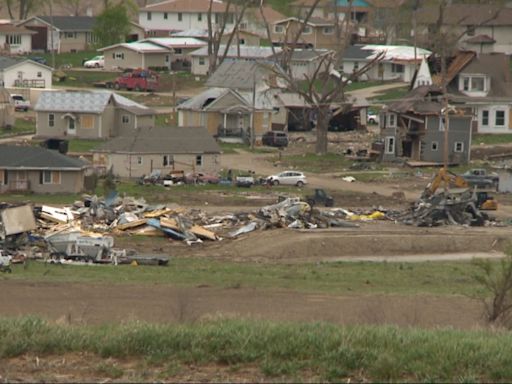 Minden, Iowa family loses everything from EF-3 tornado