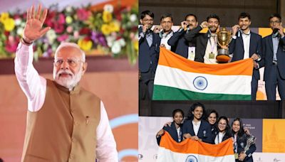 PM Narendra Modi Felicitates History-making Indian Chess Olympiad Contingent - News18