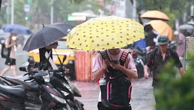 快訊／南北天氣兩樣情！高雄等3縣市「大雨特報」 北台灣飆38度