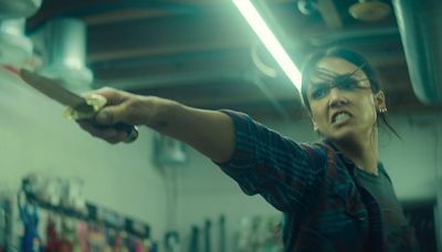 ‘Trigger Warning’ Review: Jessica Alba Has the Moves but Netflix Action Thriller Is Strictly Routine