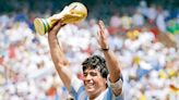 El día en que Carlos Caszely intentó sacar a Maradona de la droga - La Tercera