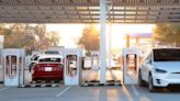 造福廣大電動車主還能領高額補助，特斯拉充電網路將在美國對所有品牌車款開放