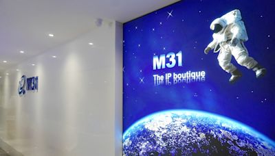 M31、弘塑、鈊象盤中重返千元 台股現15千金