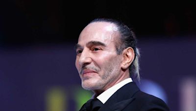 Coup de tonnerre dans la mode : John Galliano quitte la maison Margiela