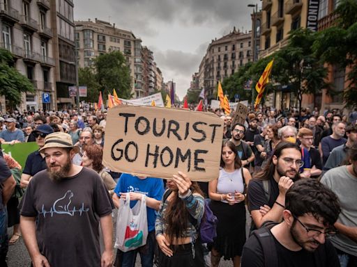 In Barcelona, Locals Fight Overtourism Armed With Water Guns