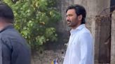 Dhanush's bodyguard pushes fan away at Juhu Beach after Nagarjuna incident, watch video