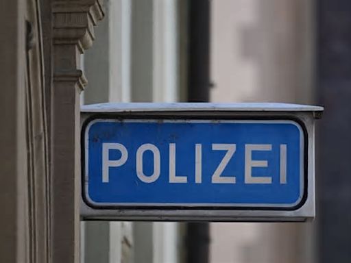 Kriminalität - Fürth - Gruppe von Jugendlichen greift Männer an und verletzt sie