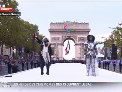 JO 2024: la cavalière et le porteur masqué de la flamme de retour pour la parade des champions