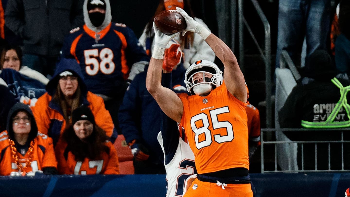 Insider Updates Status of Injured Broncos TE After Being Carted Off