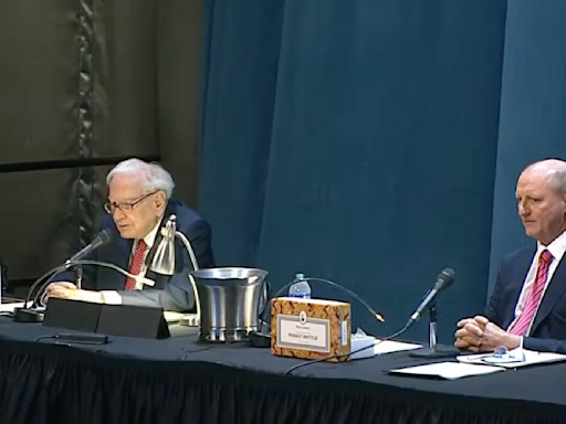 Berkshire Hathaway annual shareholders meeting: Warren Buffett takes stage without Charlie Munger for first time