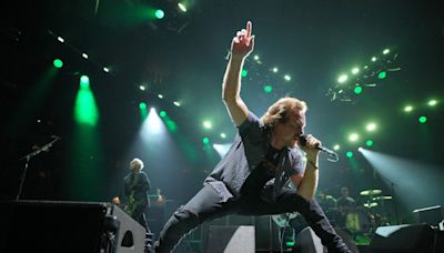 Pearl Jam Hits No. 1 On Five Billboard Charts Simultaneously