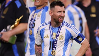 Messi manda mensaje de tranquilidad tras aparatosa lesión