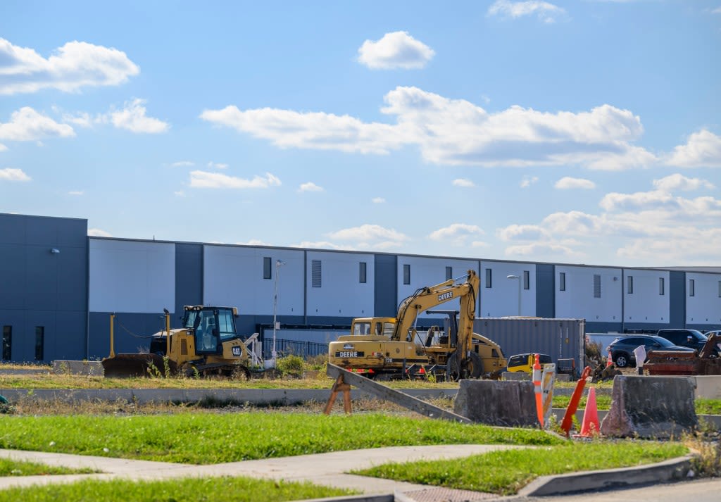 Report shows warehouse construction slowing in Lehigh Valley