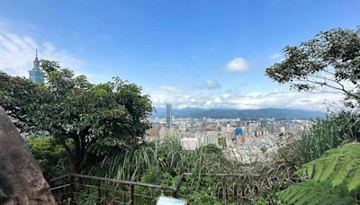 This Hidden Hiking Trail in Taipei Leads to the Most Gorgeous Viewpoints — Especially at Sunset