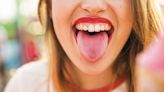 Las señales que da tu lengua: qué significa si está de color rojo, blanco, amarillo o marrón