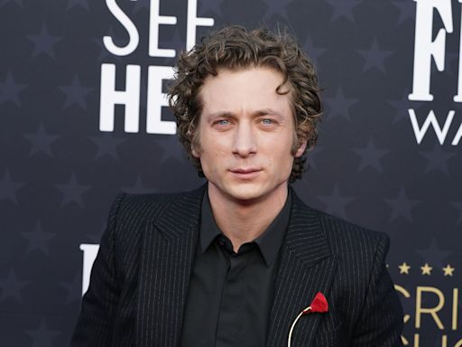 Jeremy Allen White, muy cerca de interpretar a Bruce Springsteen en una biopic sobre el disco Nebraska