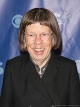 Linda Hunt