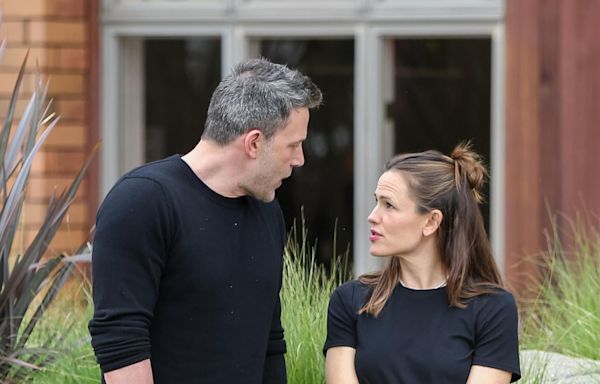 Here's How Jennifer Garner Feels About All These Ben Affleck and J.Lo Divorce Reports