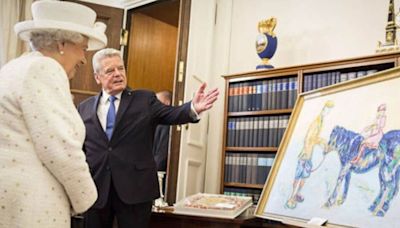 Late Queen's hilarious comment after seeing 'hideous' portrait for first time