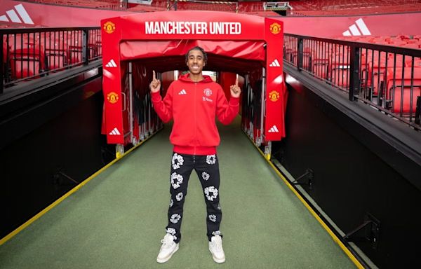 Man United signing Leny Yoro reveals which game convinced him to join the club