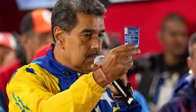 Gobierno de Maduro acusa al Centro Carter de prestarse para un "golpe de Estado" en Venezuela