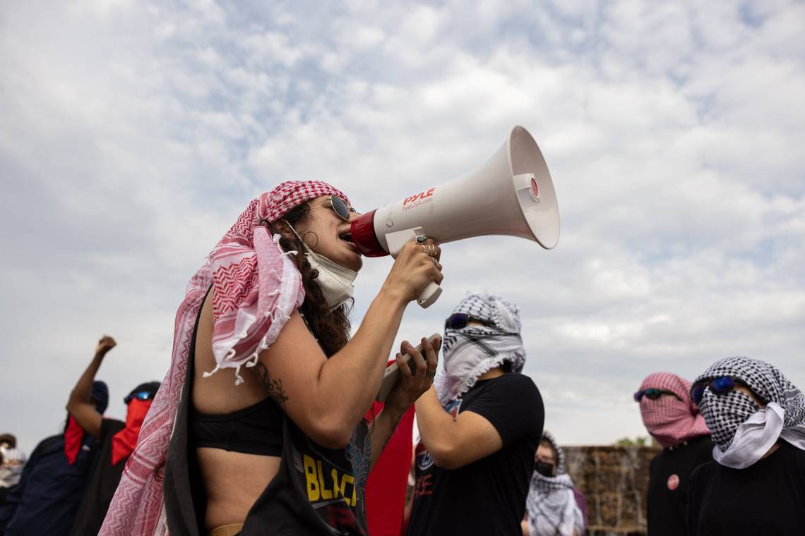 UNC Charlotte tears down pro-Palestine tent encampment early Tuesday, detains one person