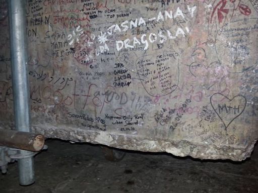 El hallazgo inesperado en el sitio más sagrado del cristianismo y que estaba escondido detrás de un grafiti