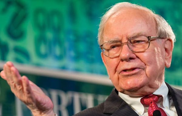 Warren Buffett Believes In S&P 500 Index Funds - But Are They Really Worth It?
