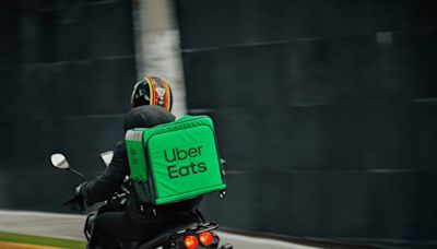 外送員終於有保險了！Uber Eats責任險6/1生效 約7萬人全額支付｜壹蘋新聞網