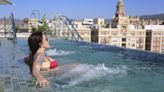 Las piscinas de Málaga se llenarán en verano