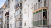 Morir esperando el realojo en unos pisos de Cádiz que iban a ser temporales y en los que llevan 68 años