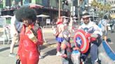 Cosplayers disfrutan de Comic-Con San Diego tras 2 años de pandemia