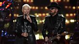 Eurythmics Reunite for Rare Performance at Rock Hall of Fame Induction Ceremony