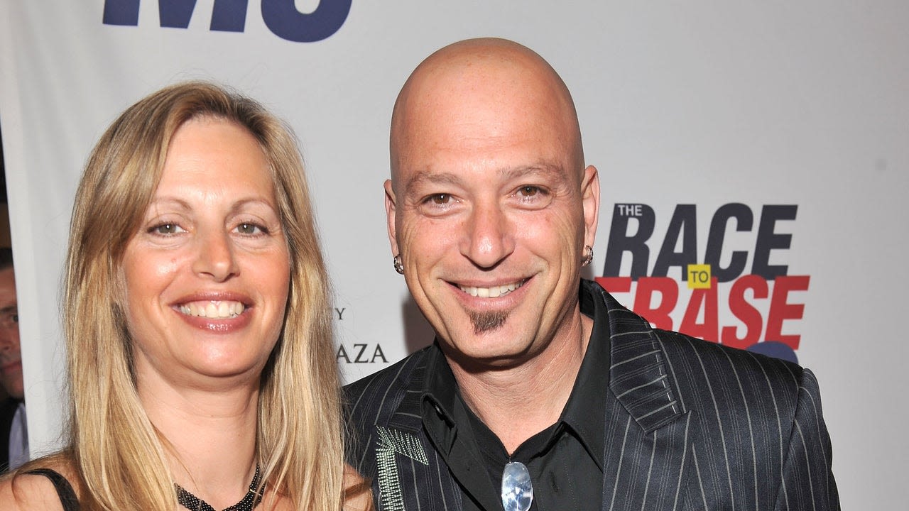 Howie Mandel Says He Found 'Tipsy' Wife Terry Lying In Pool of Blood