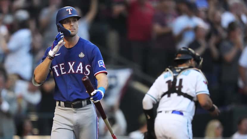 Another setback: Texas Rangers rookie Evan Carter to see back specialist