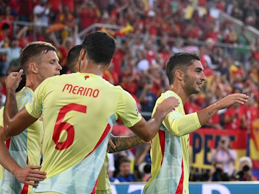 Deco & Barcelona board see the future in Spain opener vs Albania