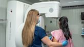 Solo un mamógrafo móvil tiene visto bueno de CCSS para hacer pruebas
