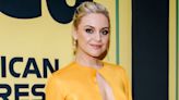 Kelsea Ballerini Eats a Chocolate Croissant in Relatable Bathtub Snap