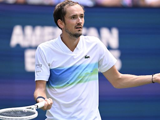 Daniil Medvedev reacts to ‘crazy’ situation as US Open clash with Nuno Borges delayed due to strange reason - Eurosport