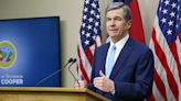 Roy Cooper se retira de la carrera vicepresidencial, reafirma apoyo a Kamala Harris